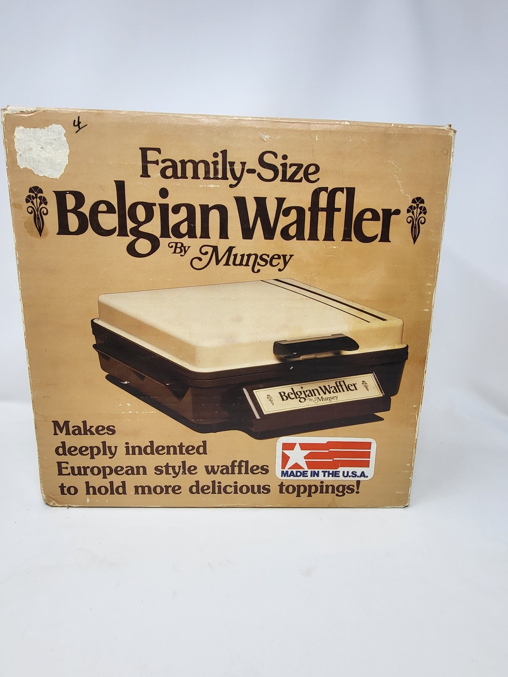 Munster Beige and Brown Family-Size Belgian Waffler